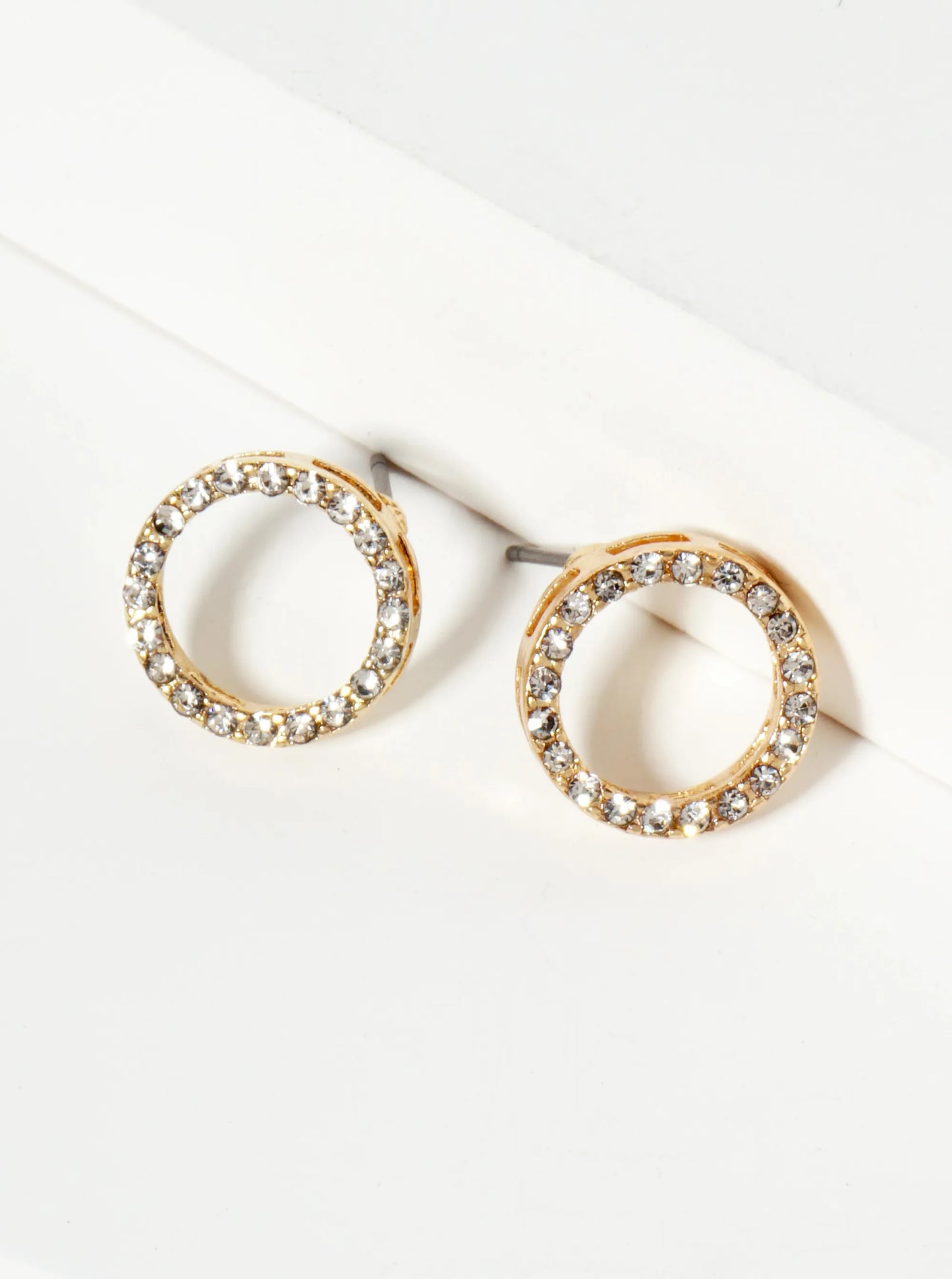 Minimalist Crystal-Pave Cutout 13mm Round Circle Stud Earrings