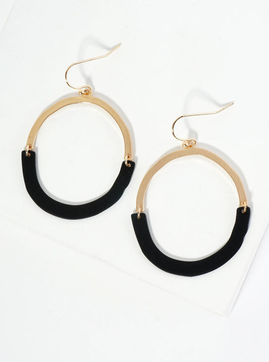 Minimalist Dangle Earrings With Connected Half Circles