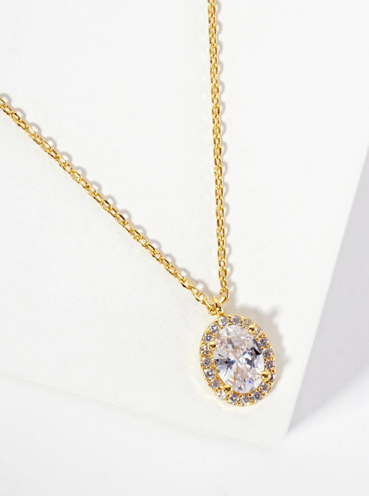 Minimalist Oval 4-Prong Cubic-Zirconia Stone Pendant 18K-Gold-Dipped Necklace