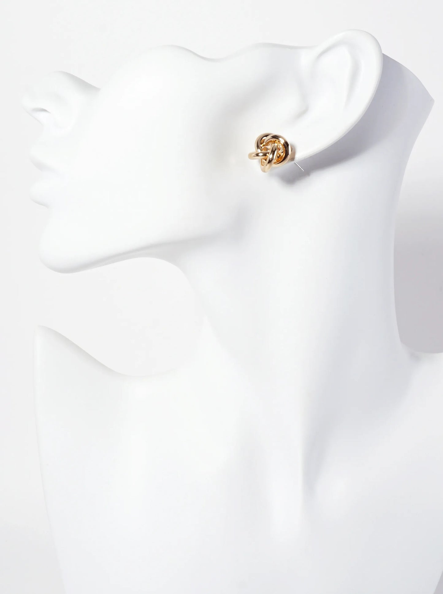 Minimalist Polished Brass 15mm Love-Knot Stud Earrings