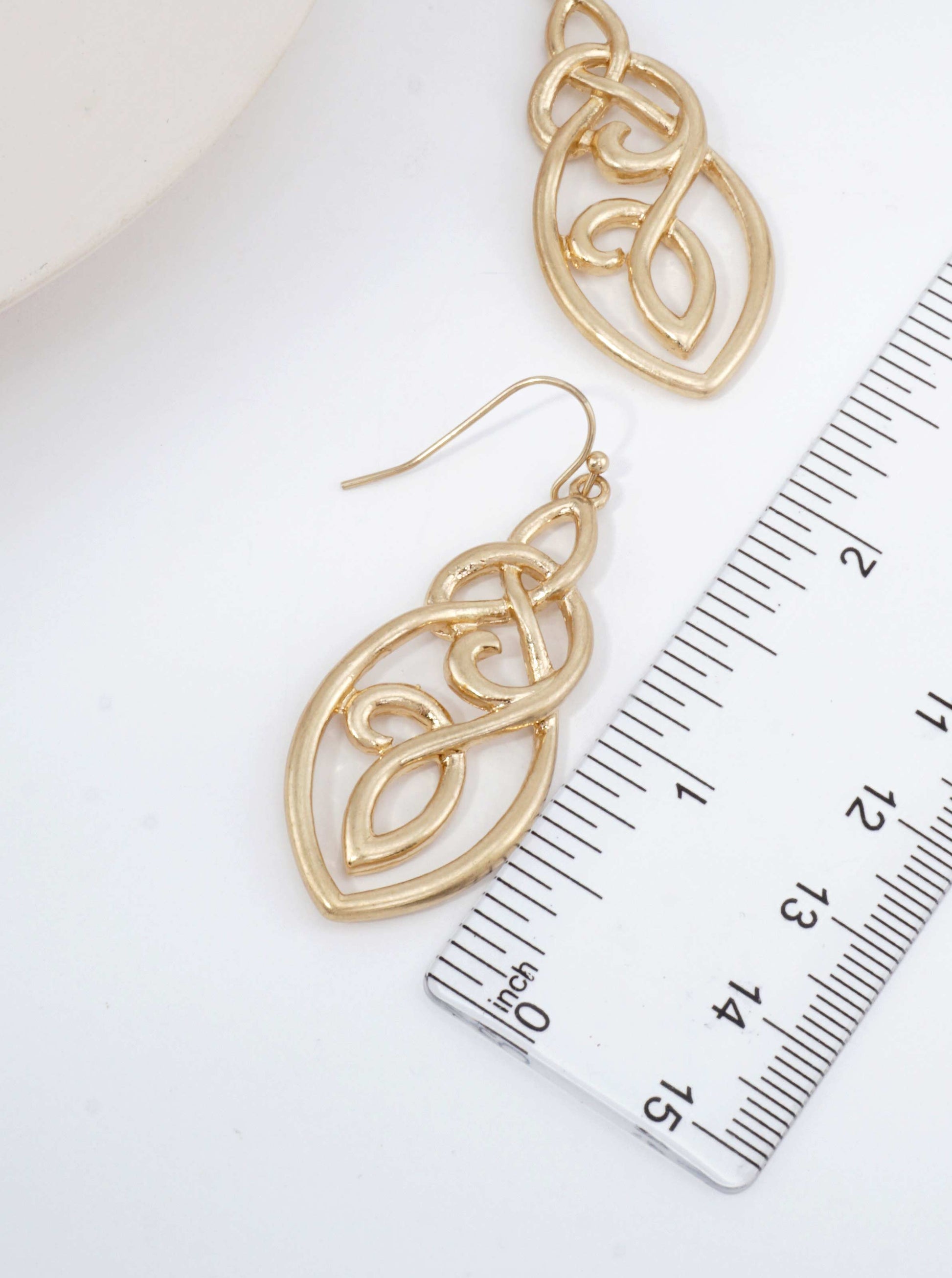 Modern-Filigree-Brushed-Teardrop-Earrings-33-HE2429-WG-2-GB6QO220065926K1010.jpg