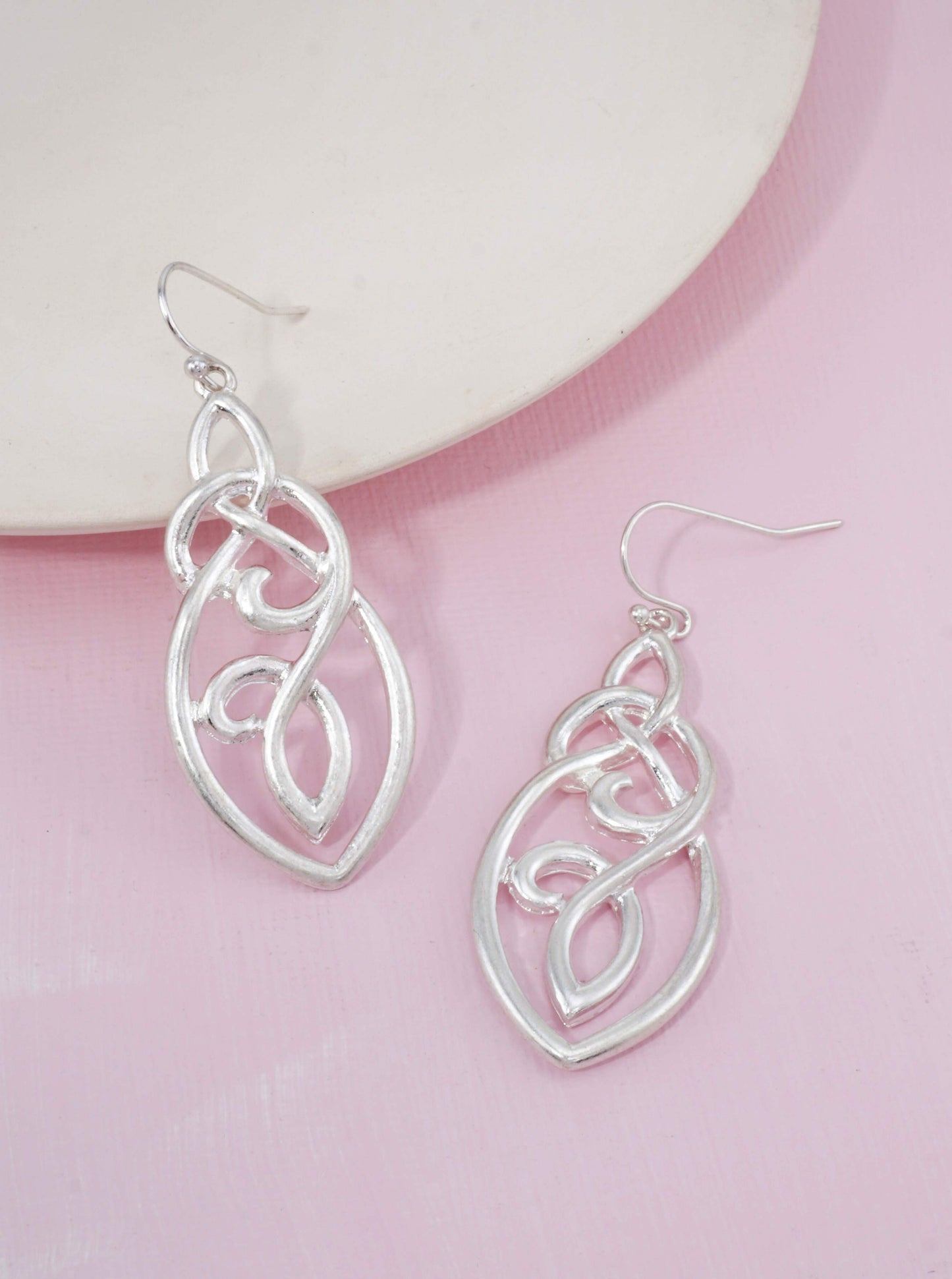 Modern-Filigree-Brushed-Teardrop-Earrings-33-HE2429-WS-0-9FBYAC20065926K1010.jpg