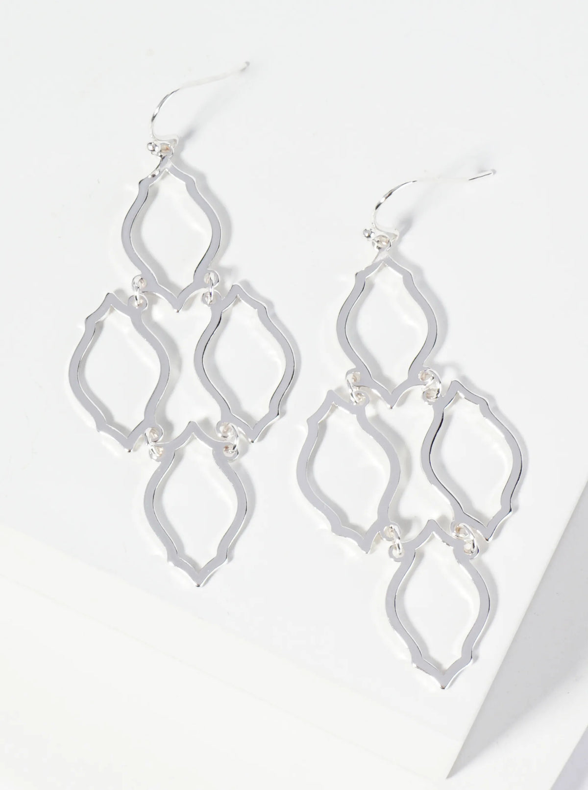 Moroccan Shape Chandelier Dangle Earrings