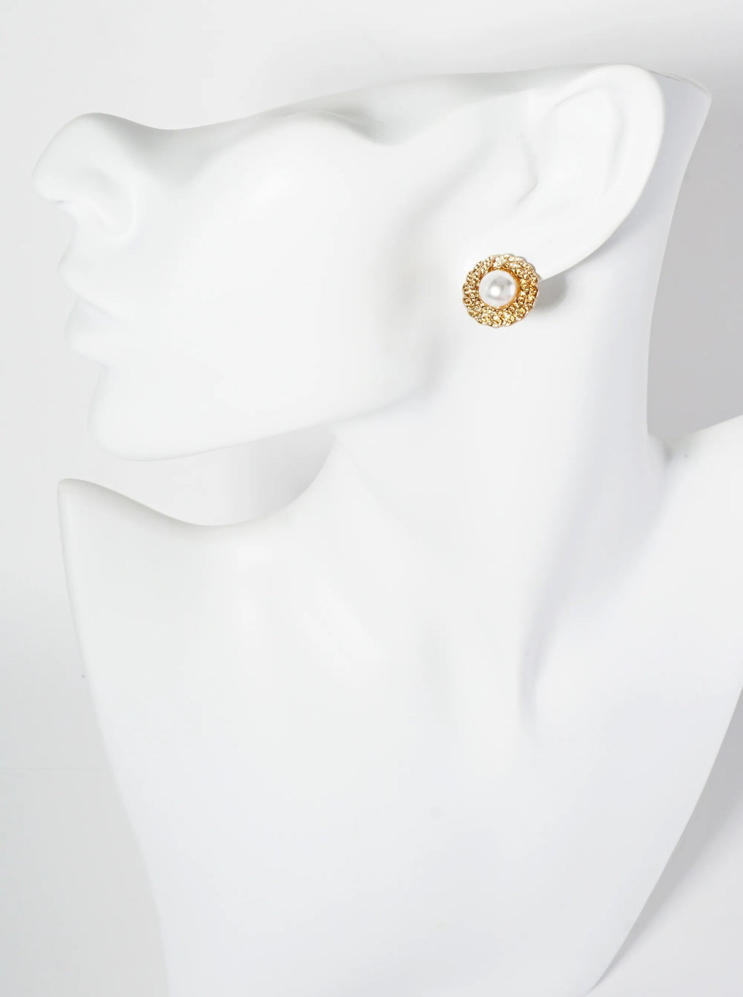 Nature-Theme Leaf-Texture Pearl Button Stud Earrings