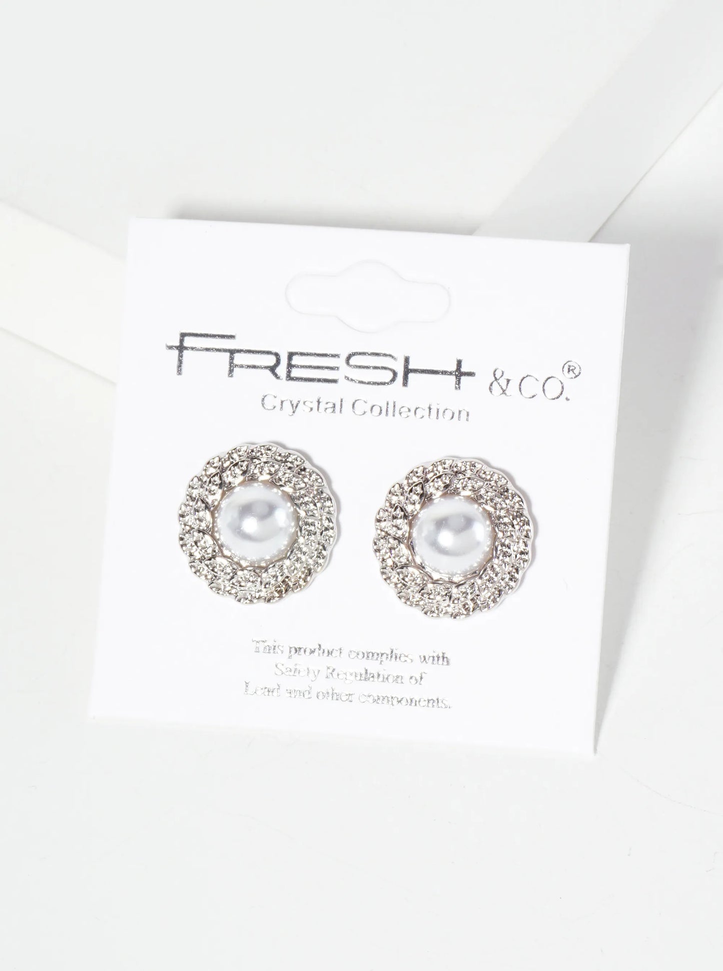 Nature-Theme Leaf-Texture Pearl Button Stud Earrings