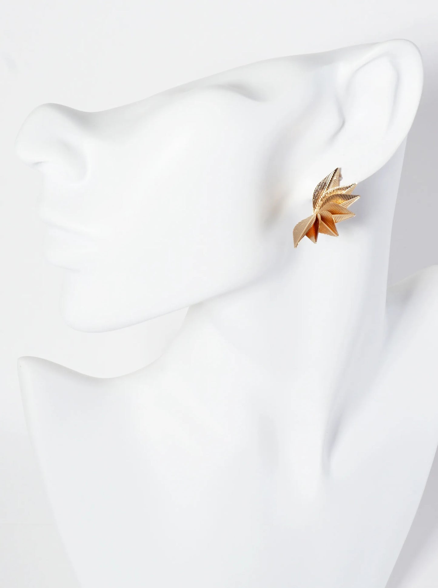 Nature-Theme Textured Metal Symmetrical Wing Post Earrings