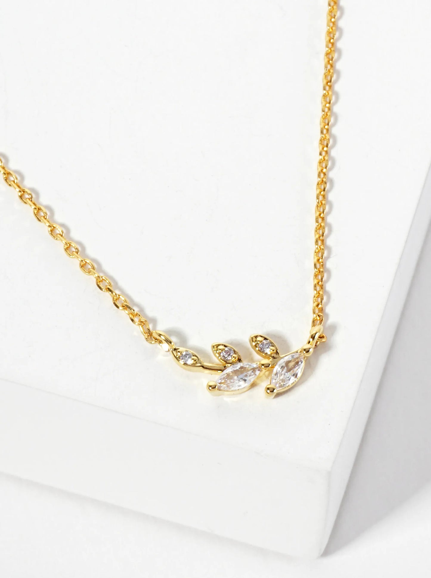 Nature-theme 18K-Gold-Dipped Cubic-Zirconia Leaf Pendant Necklace