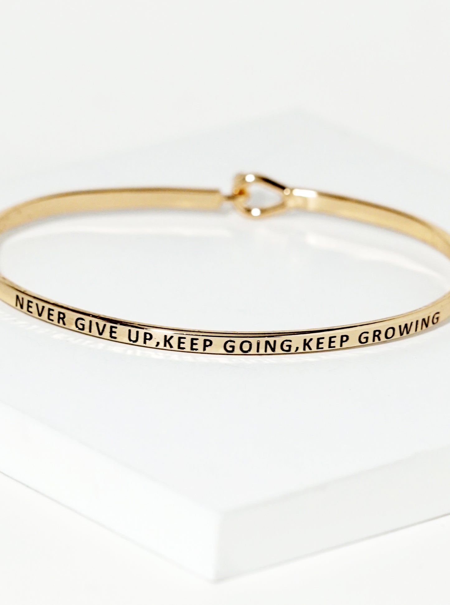 Never Give Up Keep Going Keep Growing Engraved Inspirational Bangle Bracelet