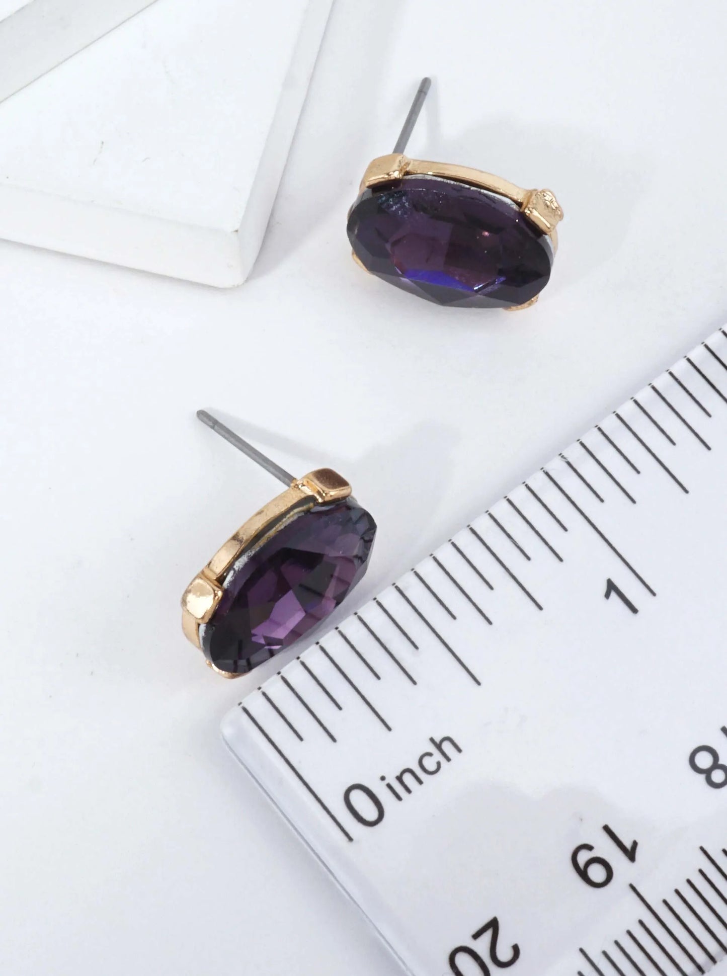 Oval-Faceted-Crystal-Stud-Earrings-61-E8089-AMT-1-BF9ENQ09073826K0406.jpg