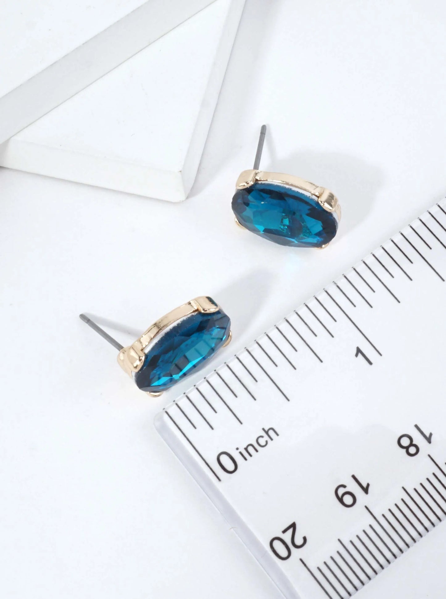 Oval-Faceted-Crystal-Stud-Earrings-61-E8089-BLZ-1-Y86XFE09073826K0406.jpg