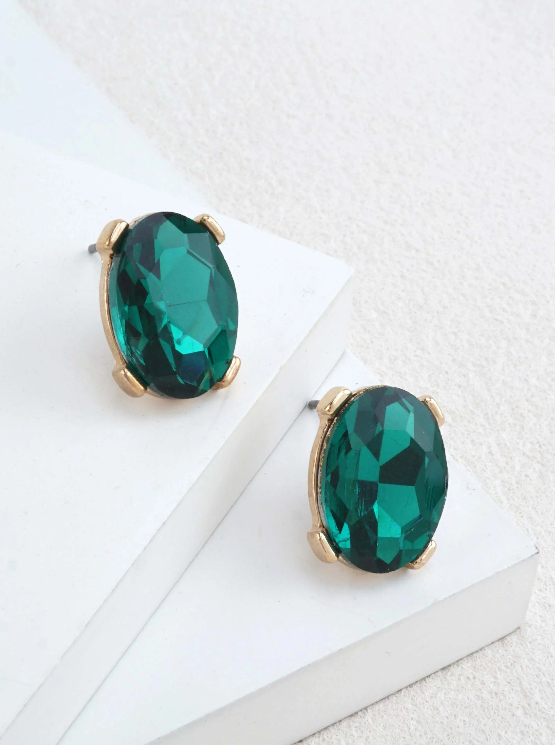 Oval-Faceted-Crystal-Stud-Earrings-61-E8089-EM-0-3QHTKH09073826K0406.jpg