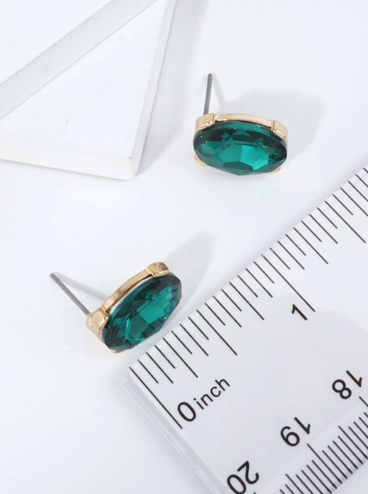 Oval-Faceted-Crystal-Stud-Earrings-61-E8089-EM-1-68L70F09073826K0406.jpg