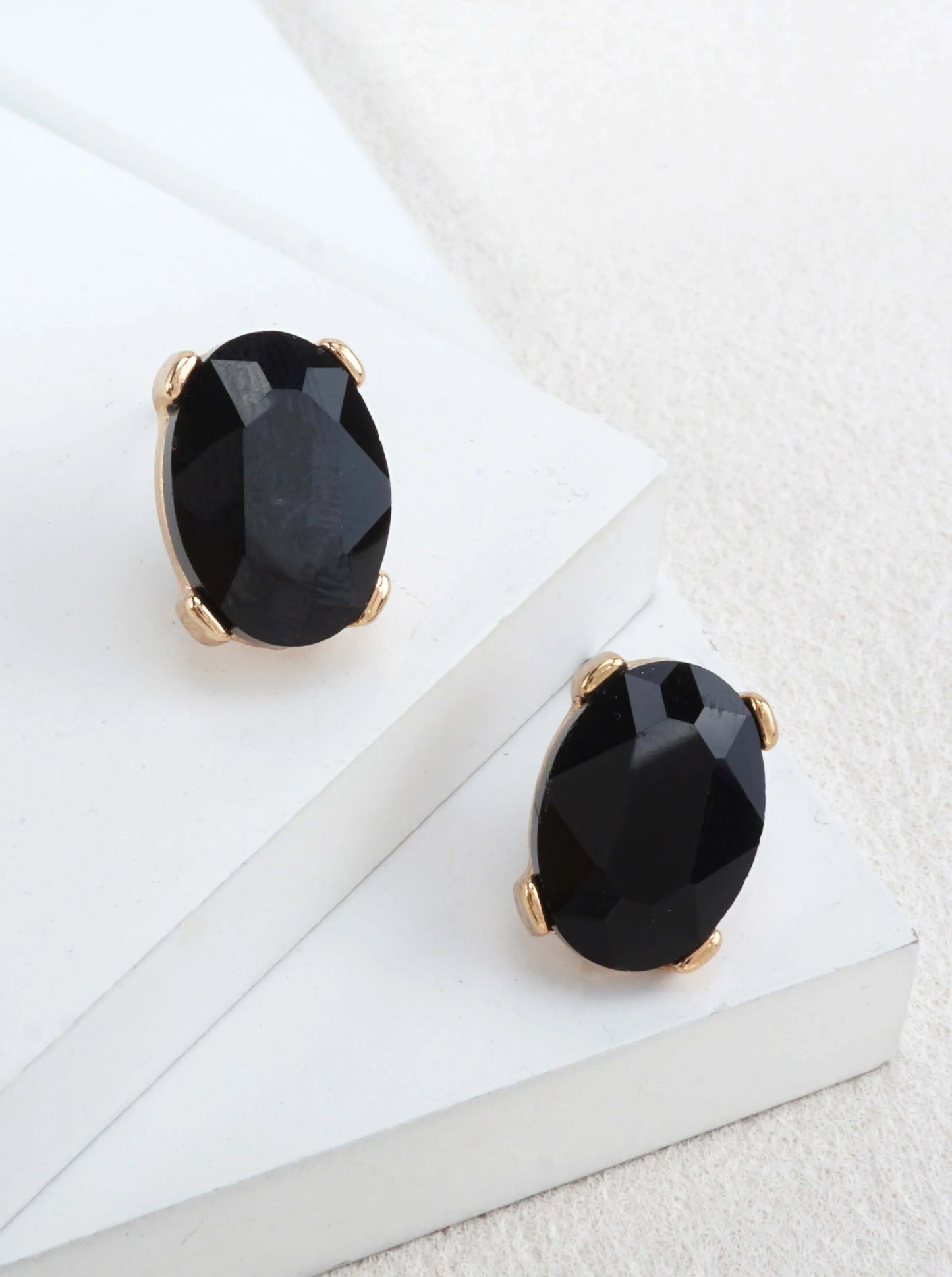 Oval-Faceted-Crystal-Stud-Earrings-61-E8089-JET-0-C82HEH09073826K0406.jpg