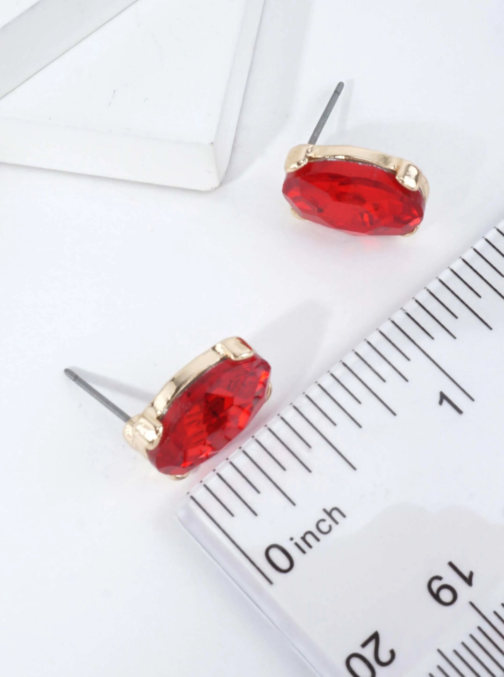 Oval-Faceted-Crystal-Stud-Earrings-61-E8089-LSM-1-IPCSI009073826K0406.jpg