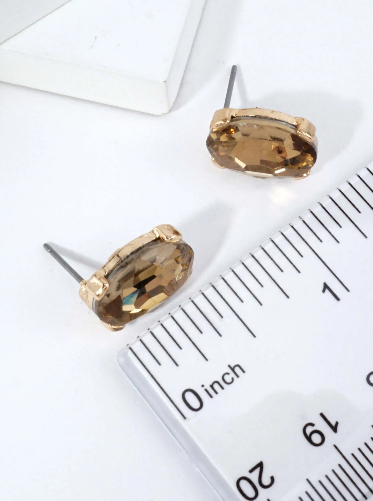 Oval-Faceted-Crystal-Stud-Earrings-61-E8089-SMT-1-FAM4FP09073826K0406.jpg