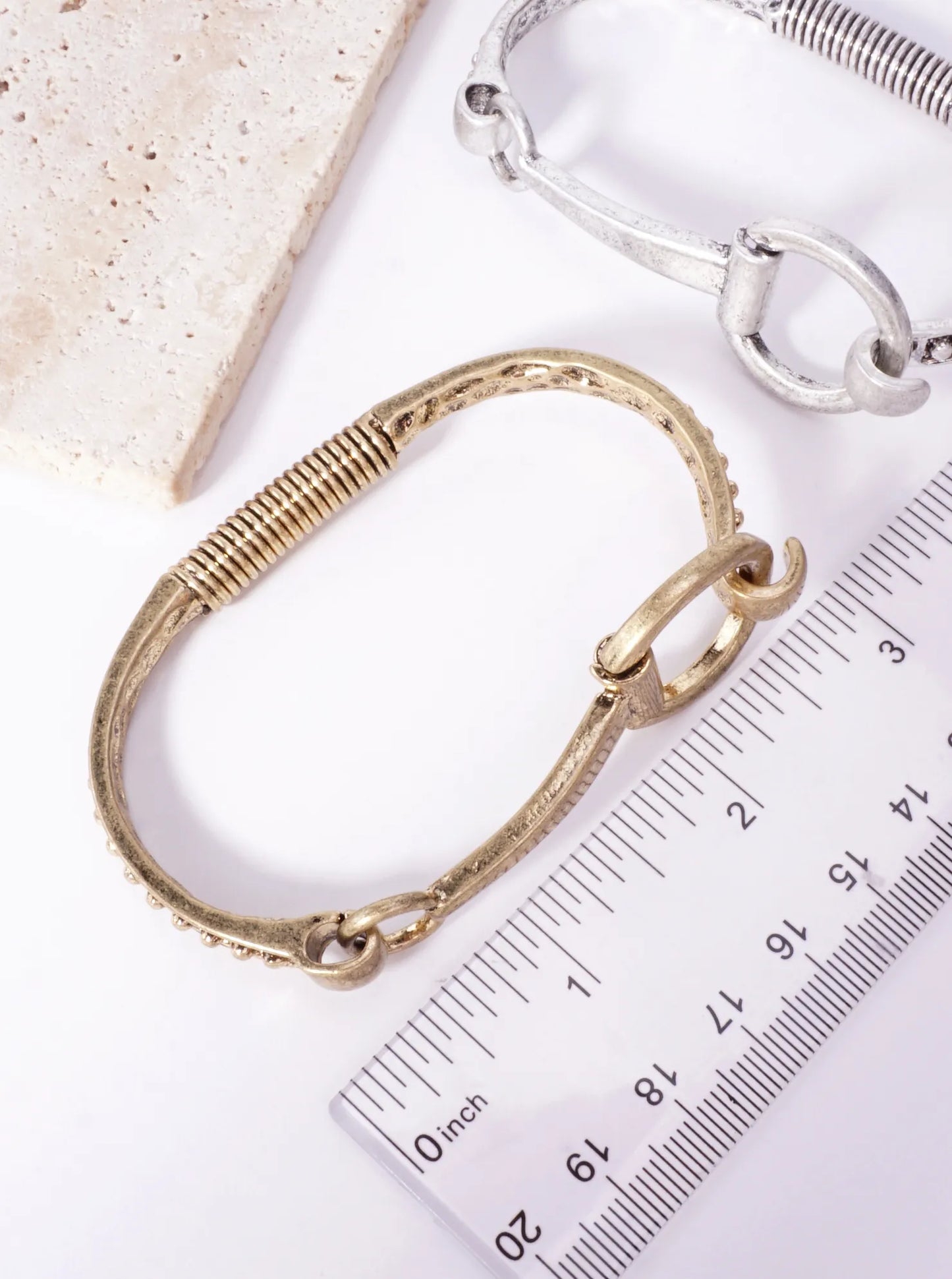 Oxidized-Horseshoe-Bangle-Bracelet-150-SB6000-GB-2-E4CM7Y14072926K0551.jpg