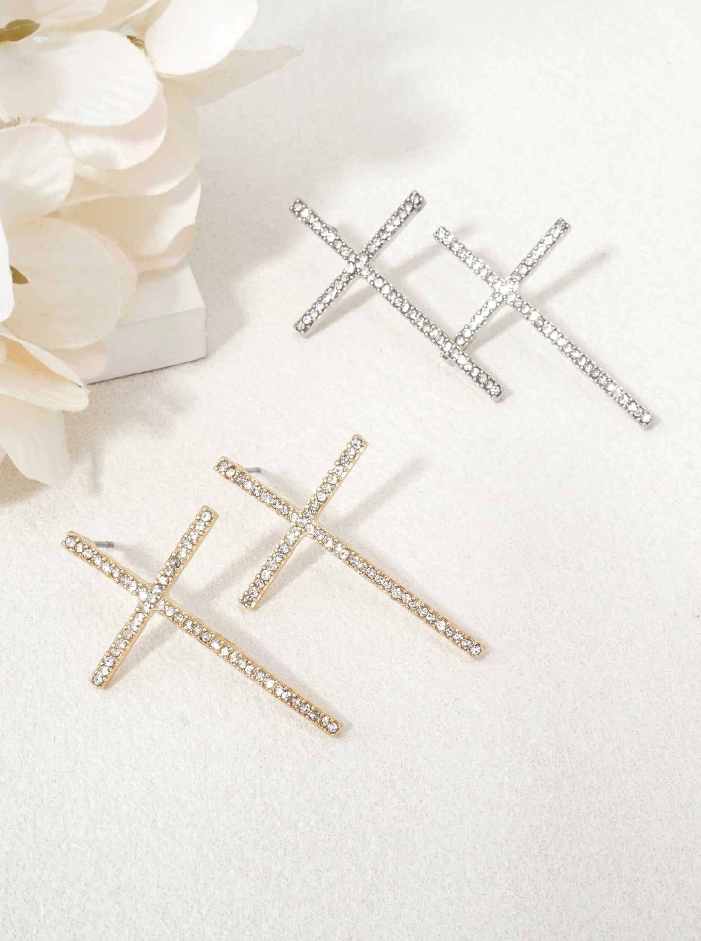 Pave-Cross-Rhinestone-Dangle-Drop-Earrings-61-E2653-GCR-1-591ZI626063126K1101.jpg