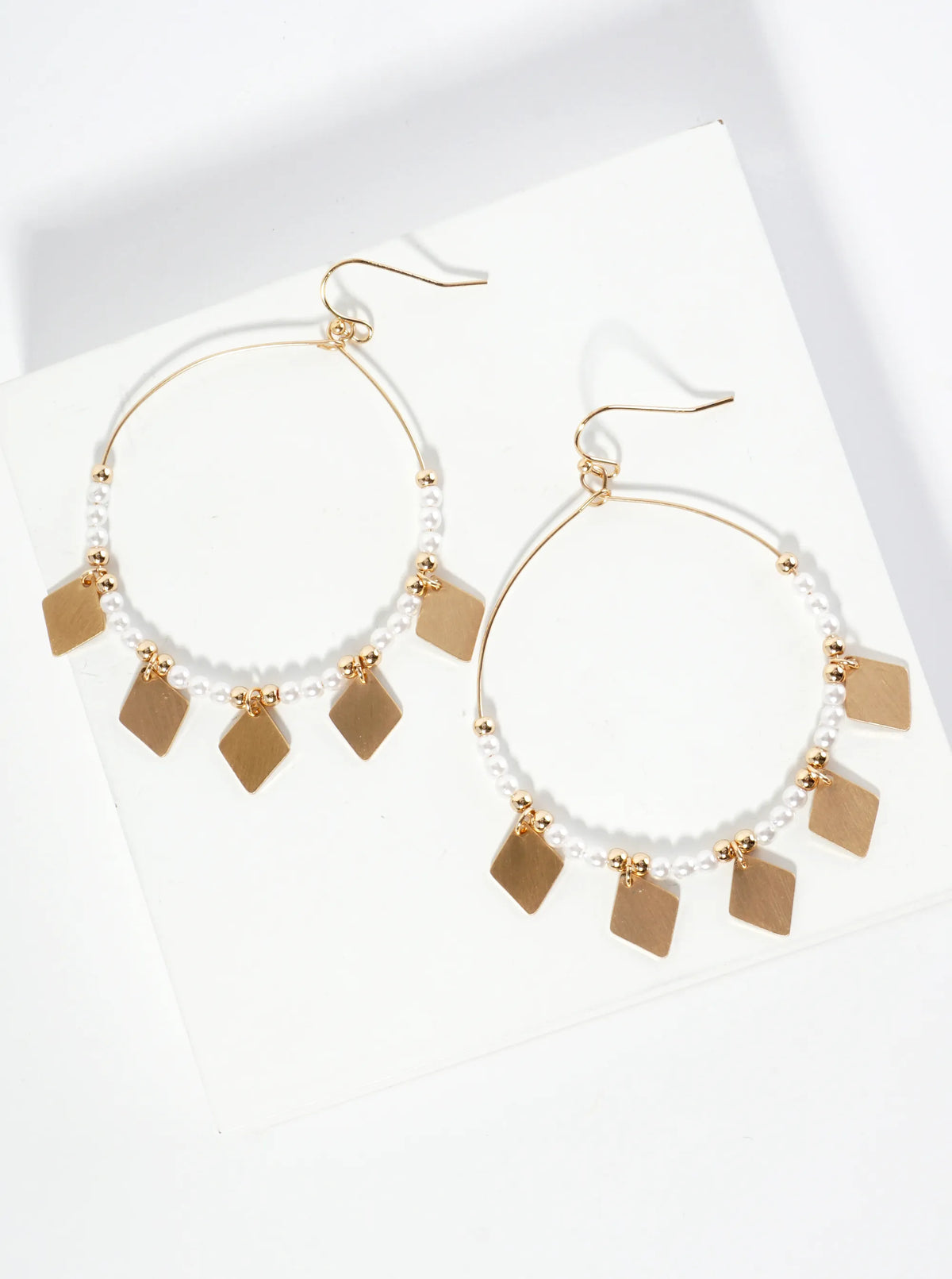 Pearl Beaded Wire Circle Dangle Earrings