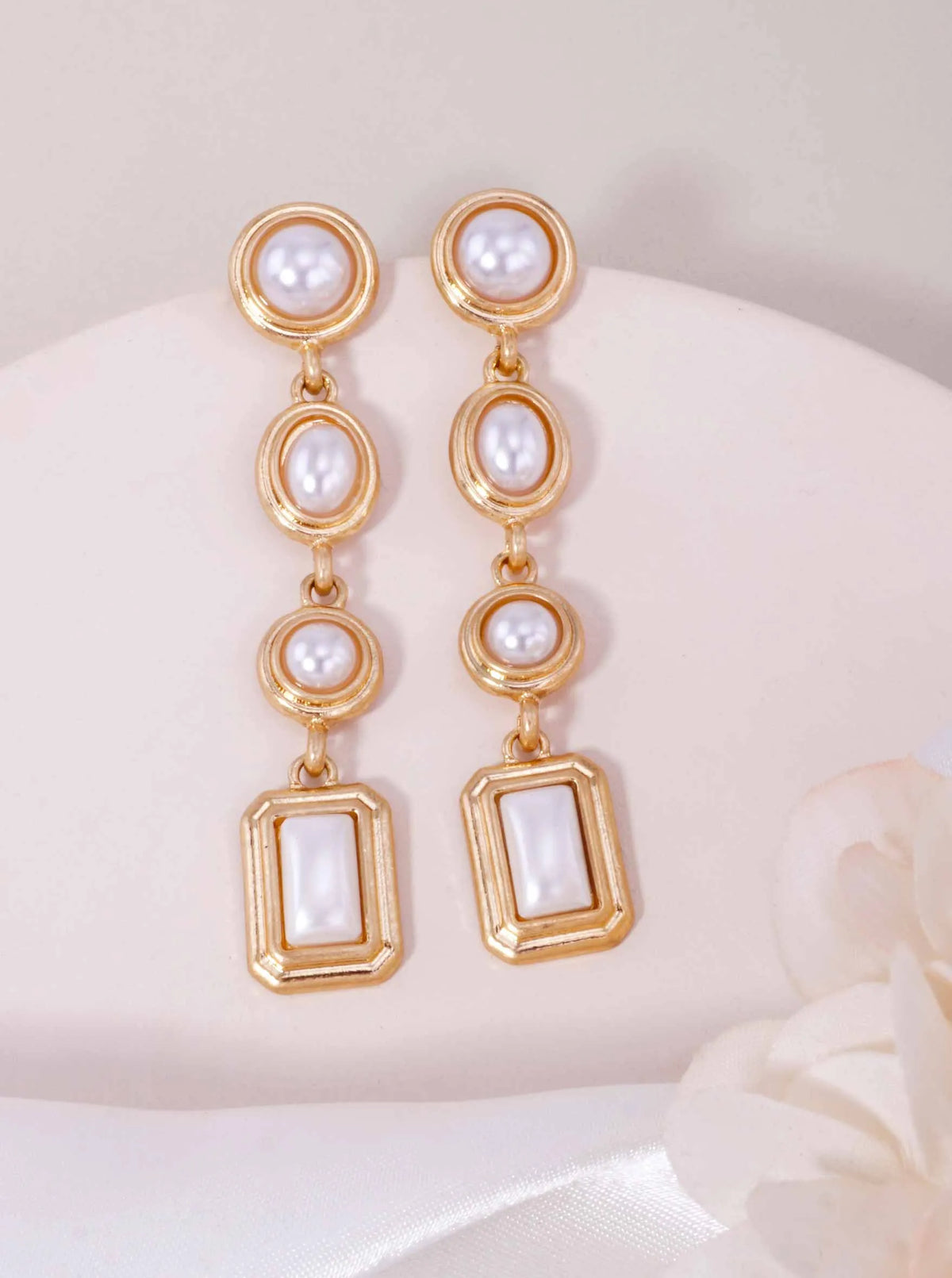 Pearl-Round-Oval-Rectangle-Worn-Post-Drop-Earrings-33-JE0657-WGPR-0-5SVFK423092126K1116.jpg