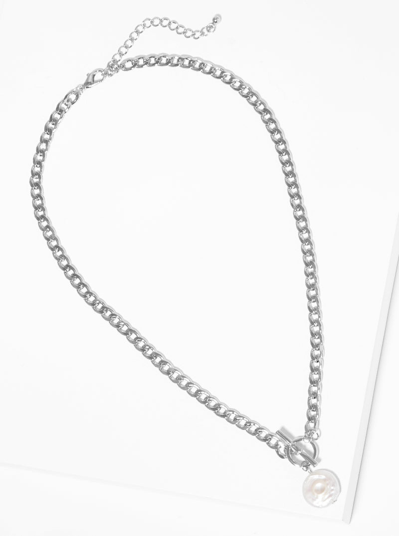 Pearl Pendant Toggle Clasp Metal Chain Necklace