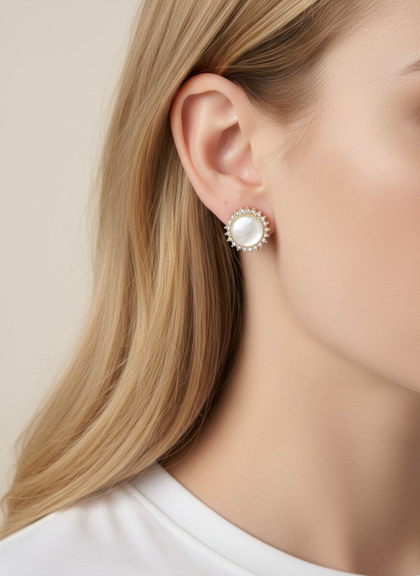Pearlized-Halo-Rhinestone-Round-Stud-Earrings-61-E2625-GCR-3-3GJ5P020075826K1054.jpg