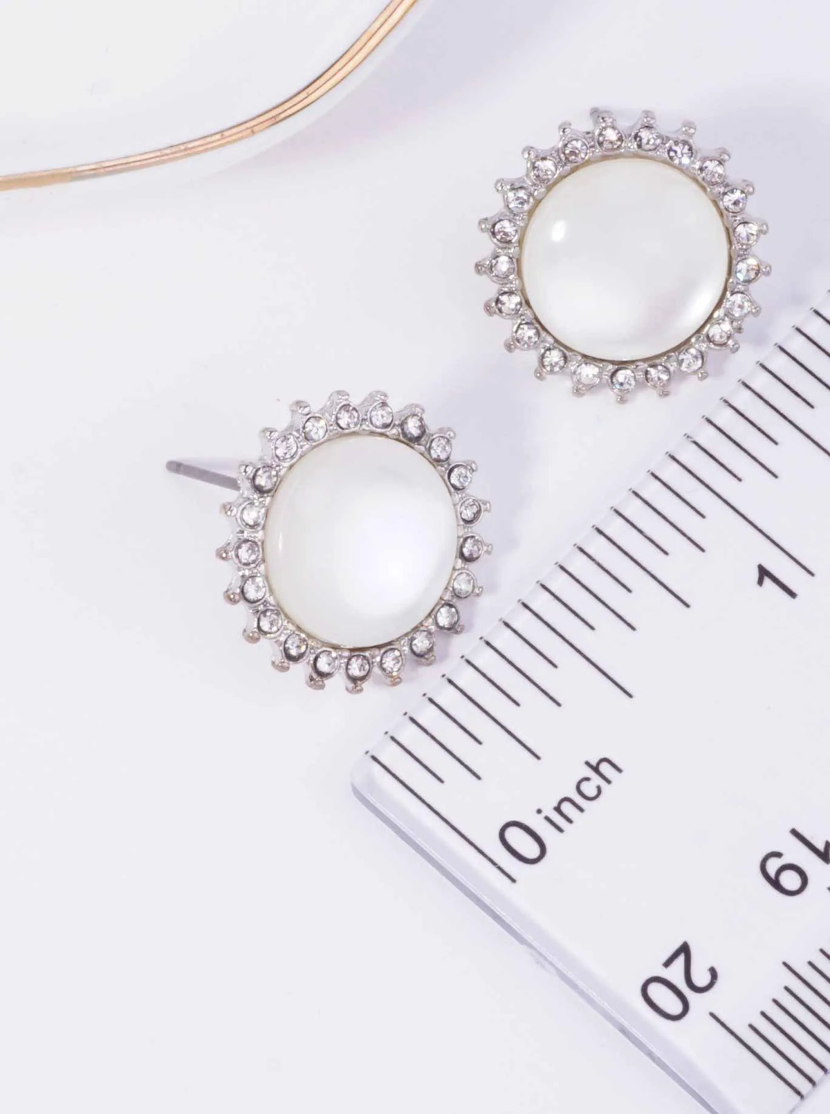 Pearlized-Halo-Rhinestone-Round-Stud-Earrings-61-E2625-RCR-1-4FBBSH20075826K1054.jpg