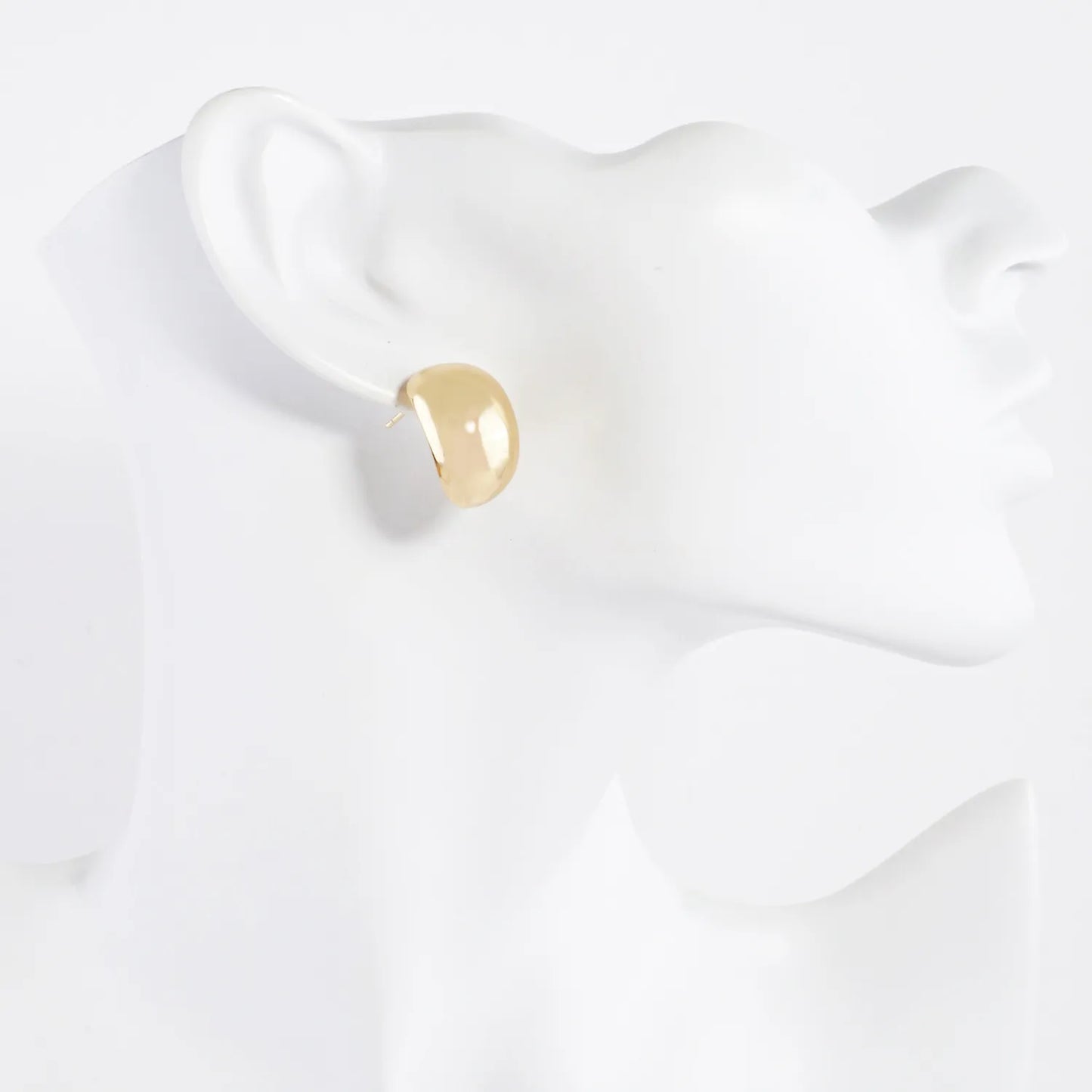 Polished 17mm Oval Shaped 14K-Gold-Dipped Hoop Earrings