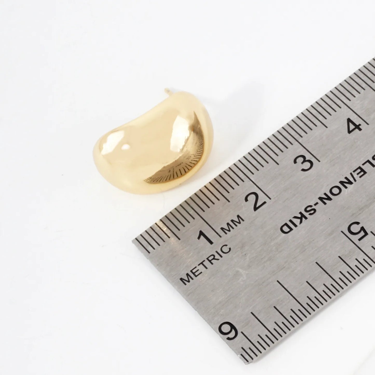 Polished 17mm Oval Shaped 14K-Gold-Dipped Hoop Earrings
