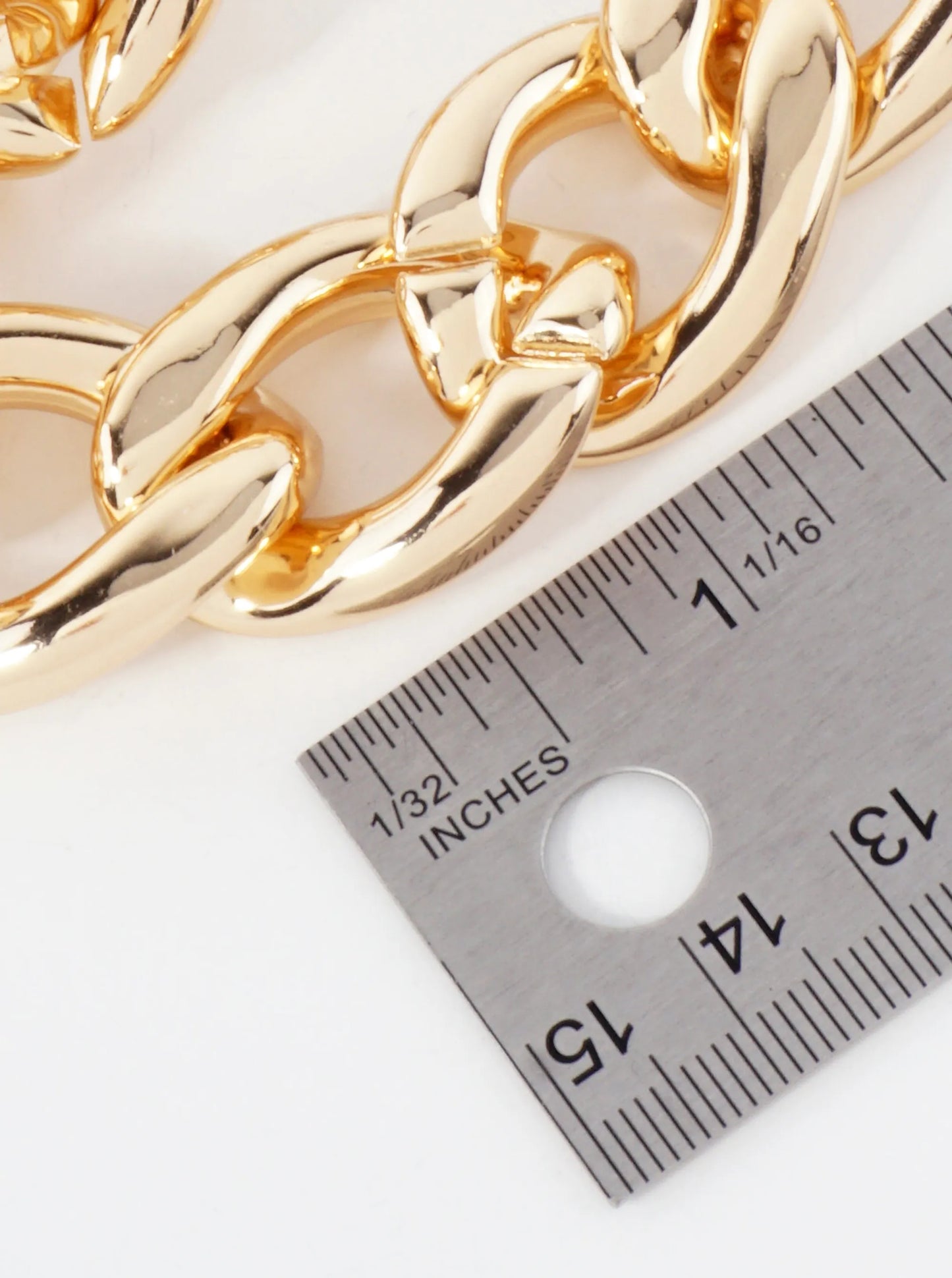 Polished 30mm Metallic Hollow Chunky Chain Bracelet