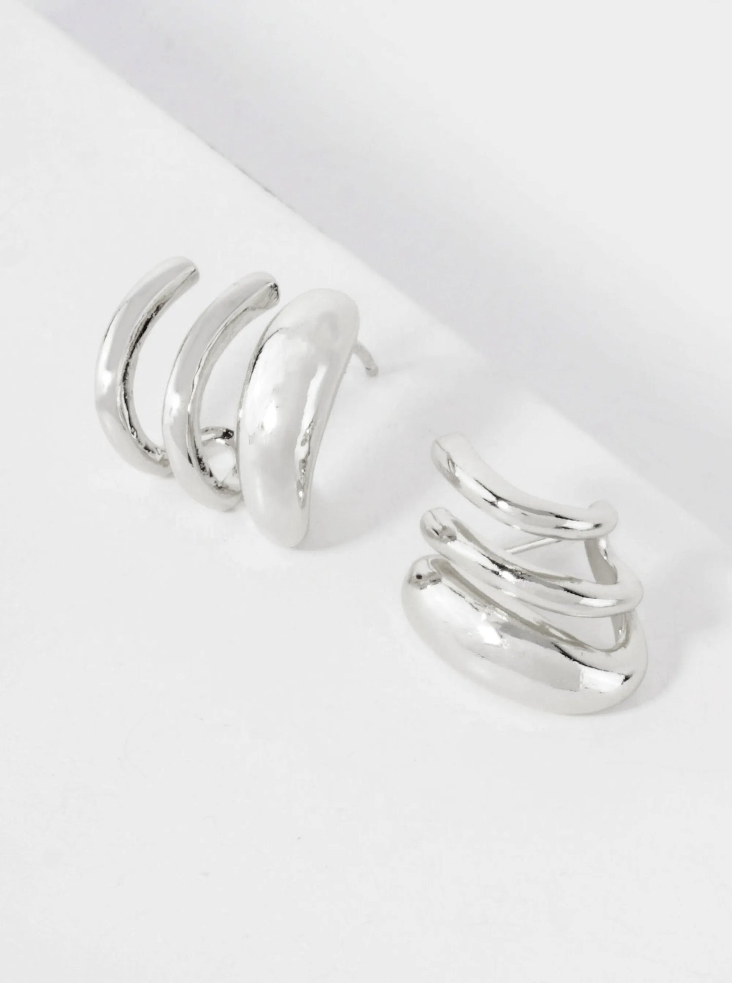 Polished Brass 14K-Gold-Dipped Claw Open-Huggie Hoop Earrings
