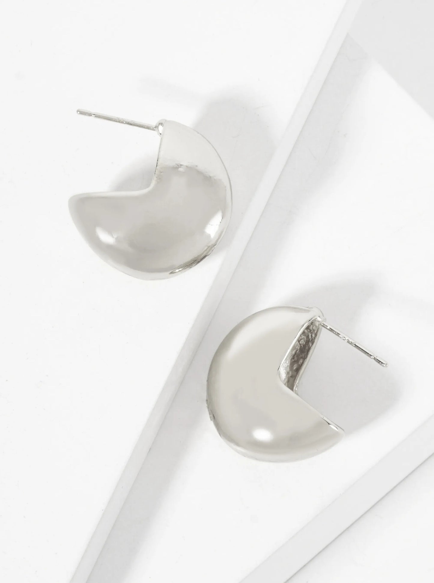 Polished Brass 20mm Pac-Man Design Hollow 18K-Gold-Dipped Hoop Earrings