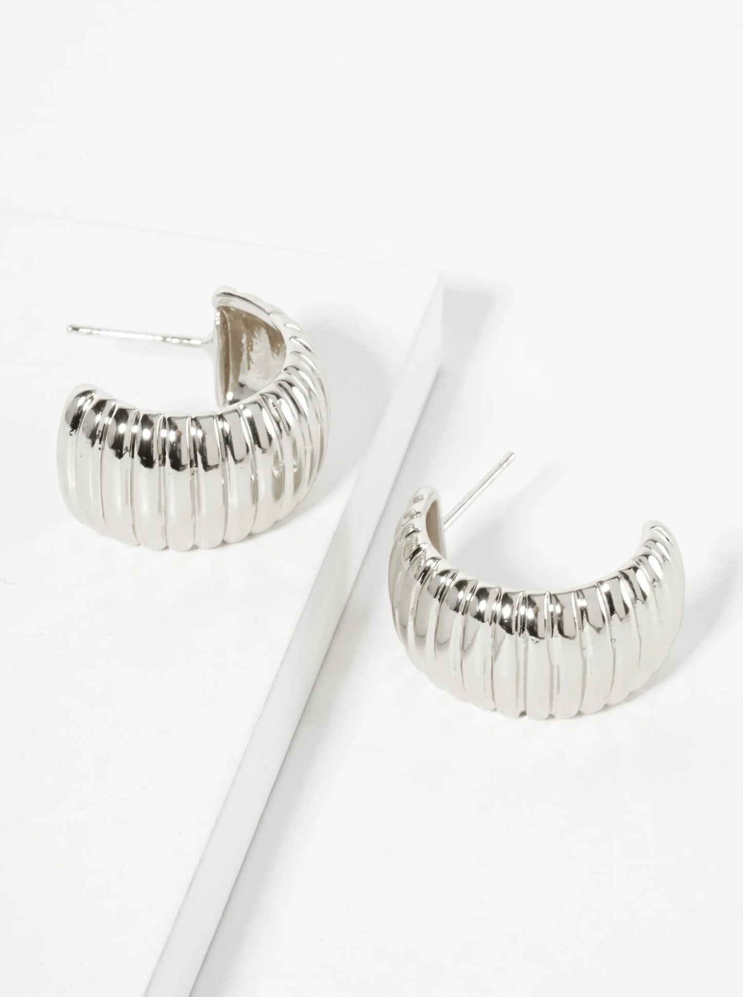 Polished Brass 20mm Ribbed 18K-Gold-Dipped Half Hoop Earrings