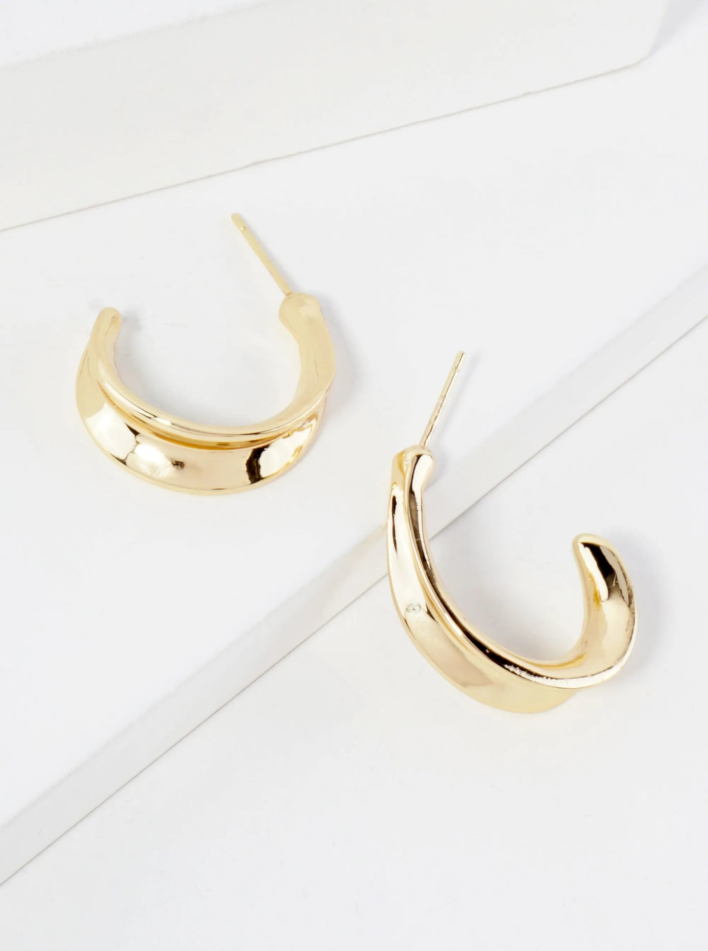 Polished Brass 25mm Teardrop-Shaped 18K-Gold-Dipped 25mm Open Hoop Earrings