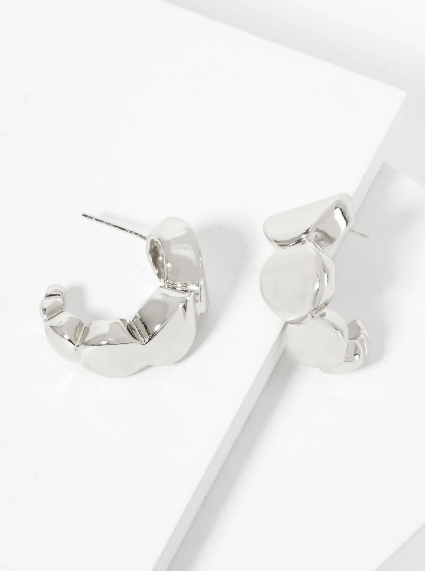 Polished Brass Graduated Ball-Shaped 23mm 18K-Gold-Dipped Open Hoop Earrings
