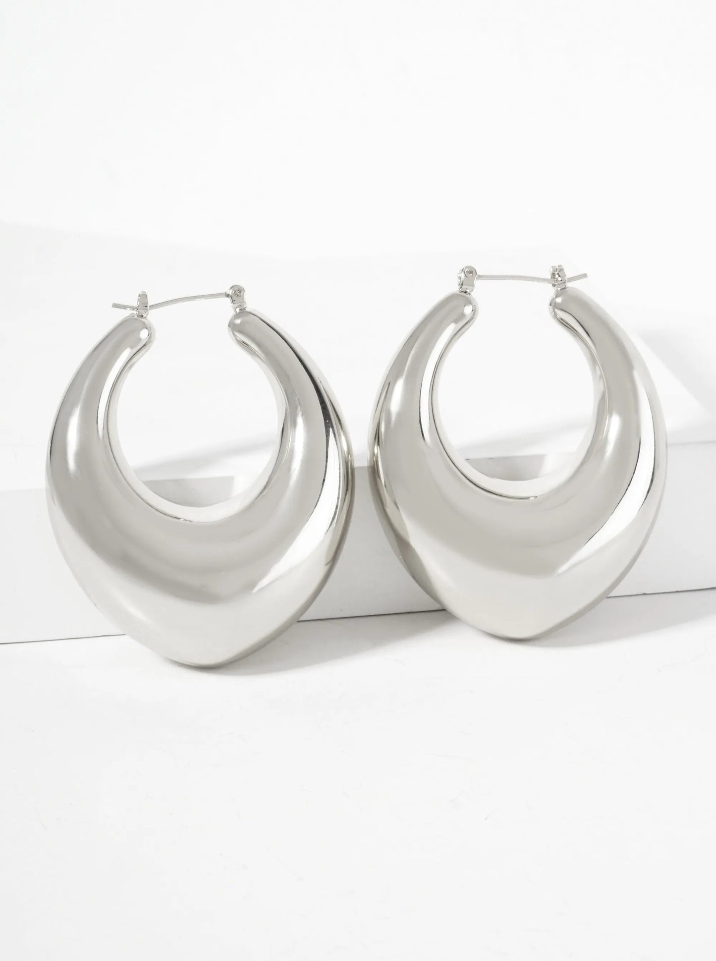 Polished Brass Hollow Tapered Round Tube 18K-Gold-Dipped Latch-Back Hoop Earrings