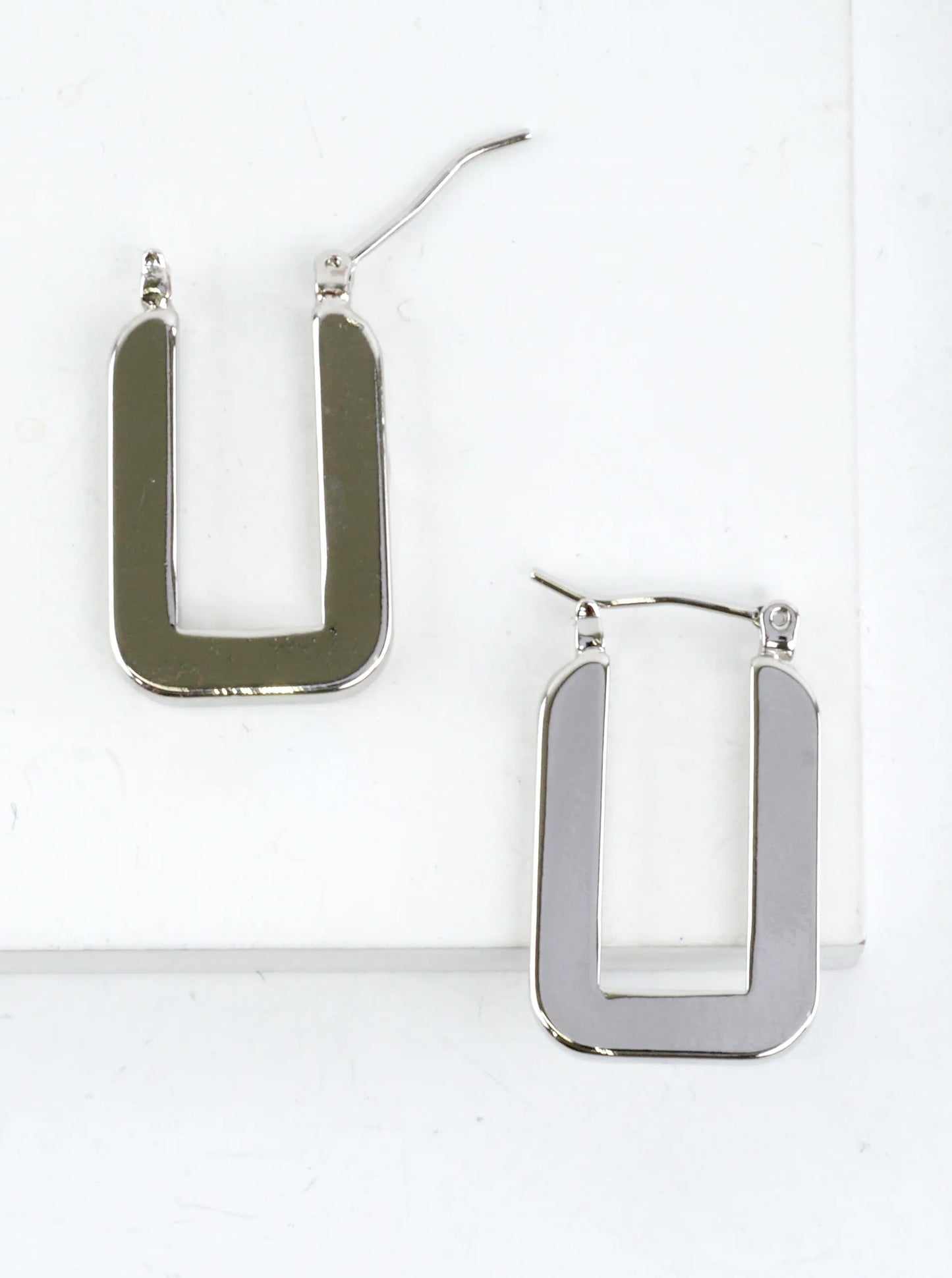 Polished-Brass-Rectangular-Geometric-Hoop-Earrings-151-SE12276-SLV-0-Q44HEP04032326K0612.jpg