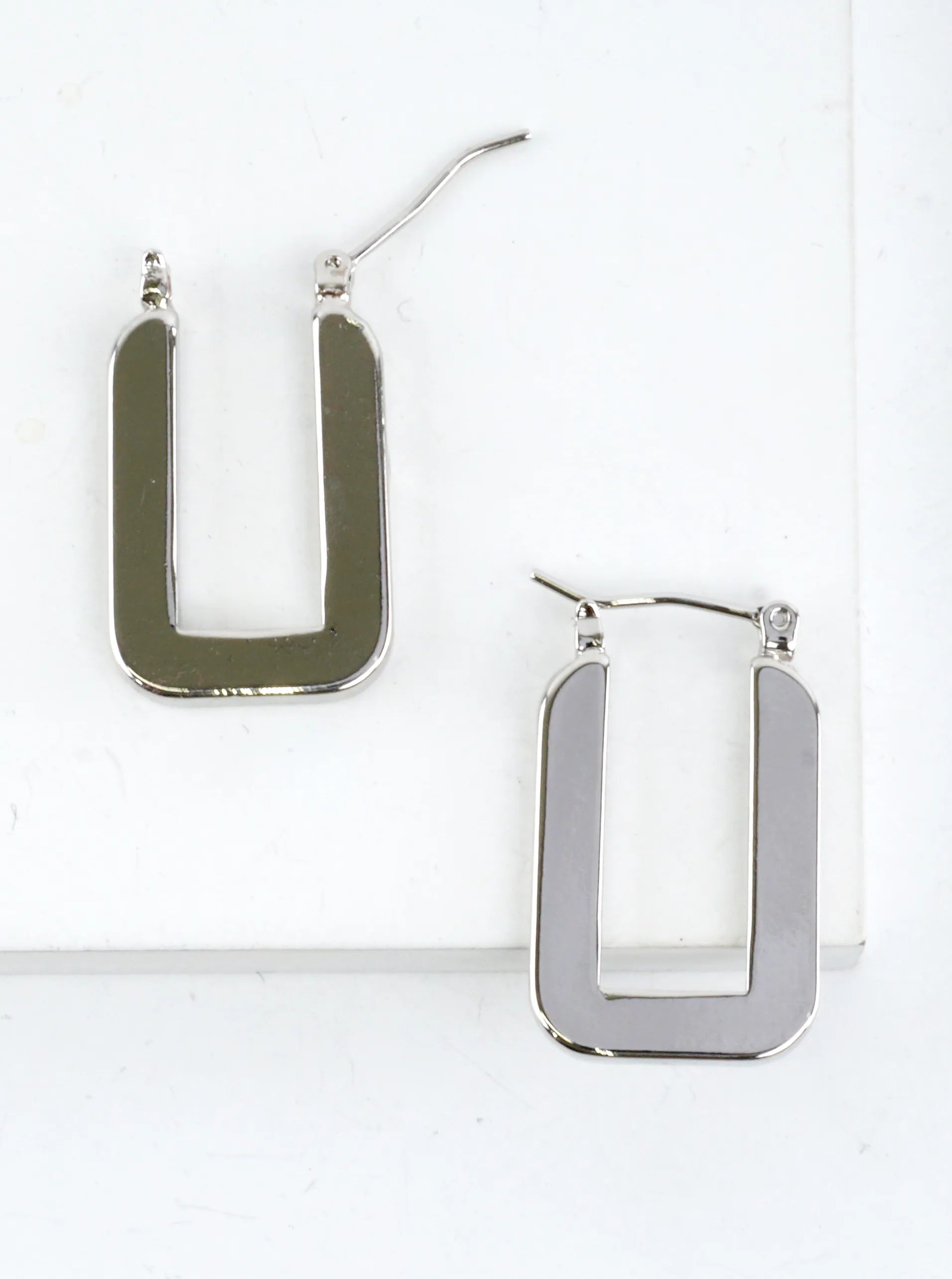 Polished-Brass-Rectangular-Geometric-Hoop-Earrings-151-SE12276-SLV-0-Q44HEP04032326K0612.jpg