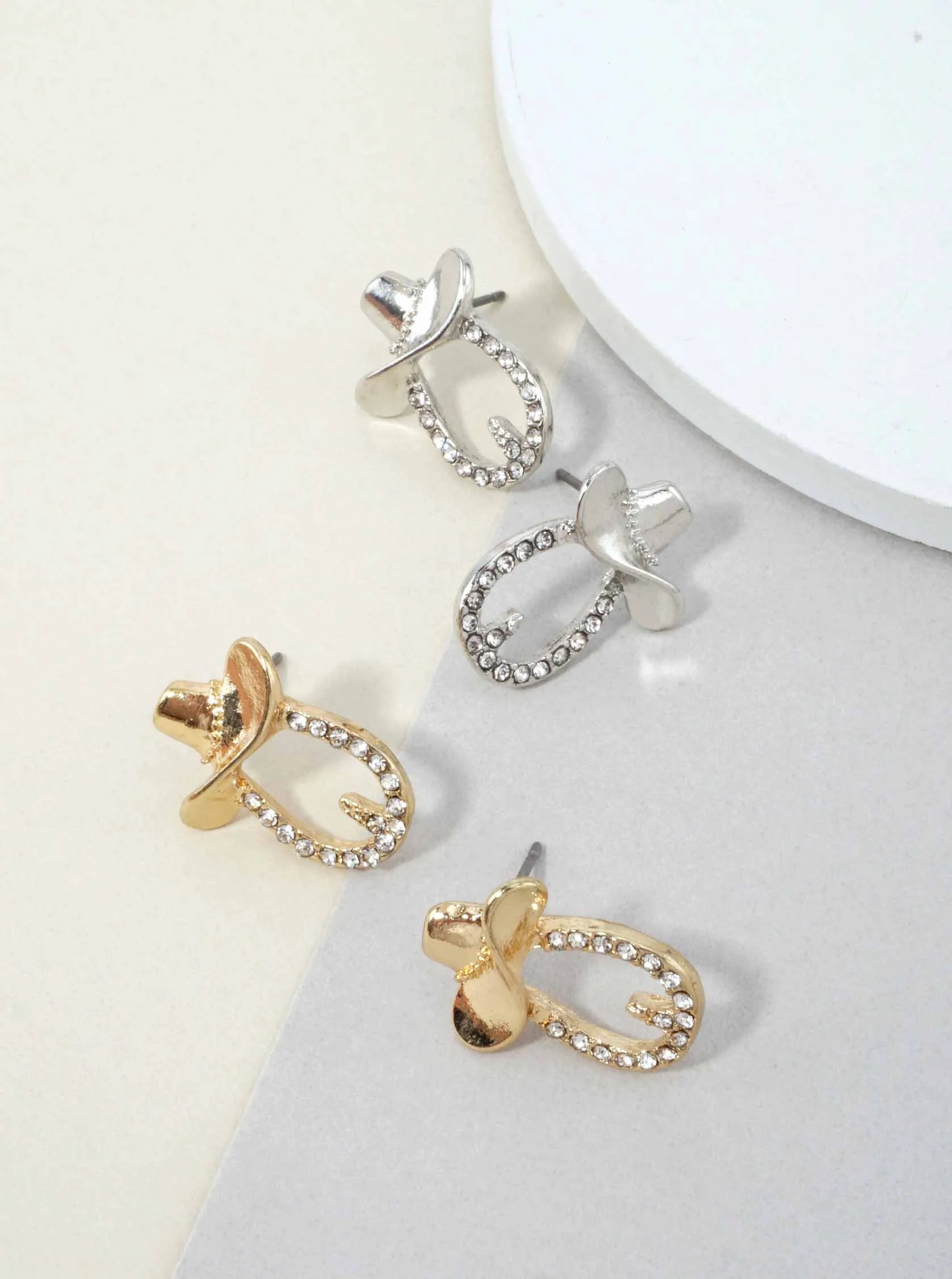 Polished-Cowgirl-Hat-Horseshoe-Stud-Earrings-61-E7143-GCR-1-A2DD2E16075426K0308.jpg