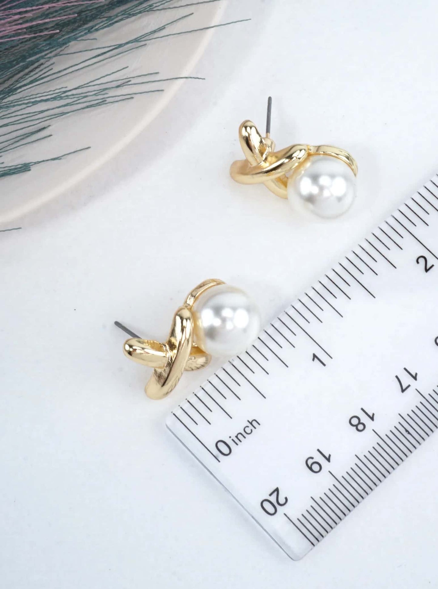 Polished Cross Over Resin Pearl Stud Earrings