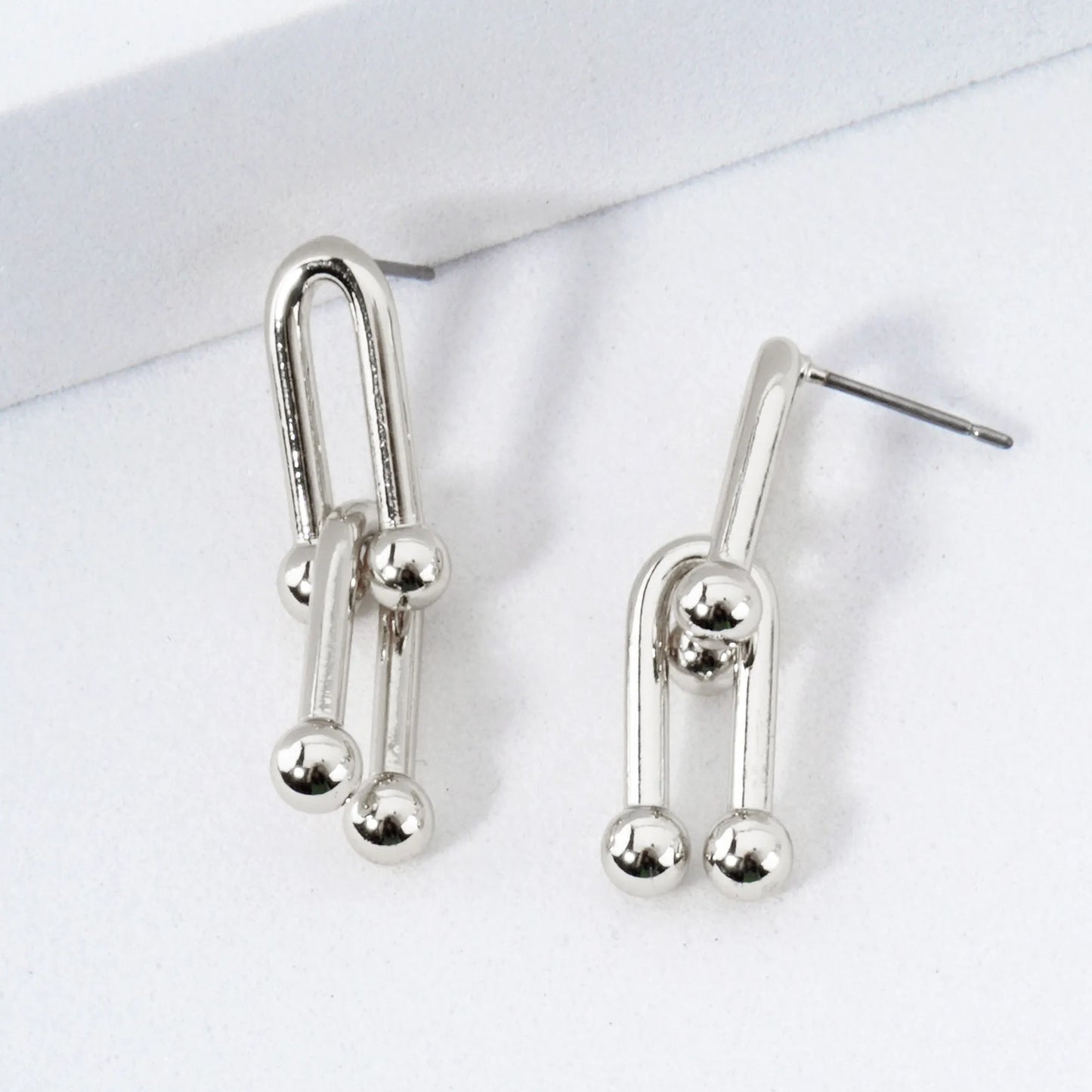 Polished Linked U-Shaped Chain Design 14K-Gold-Dipped Brass Earrings