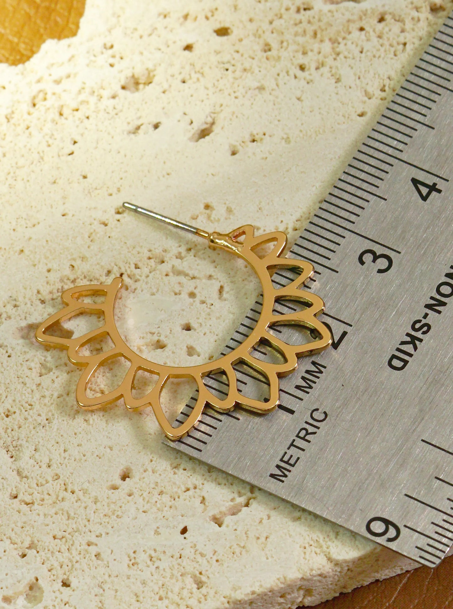 Polished Metal 25mm Flower Hoop Earrings