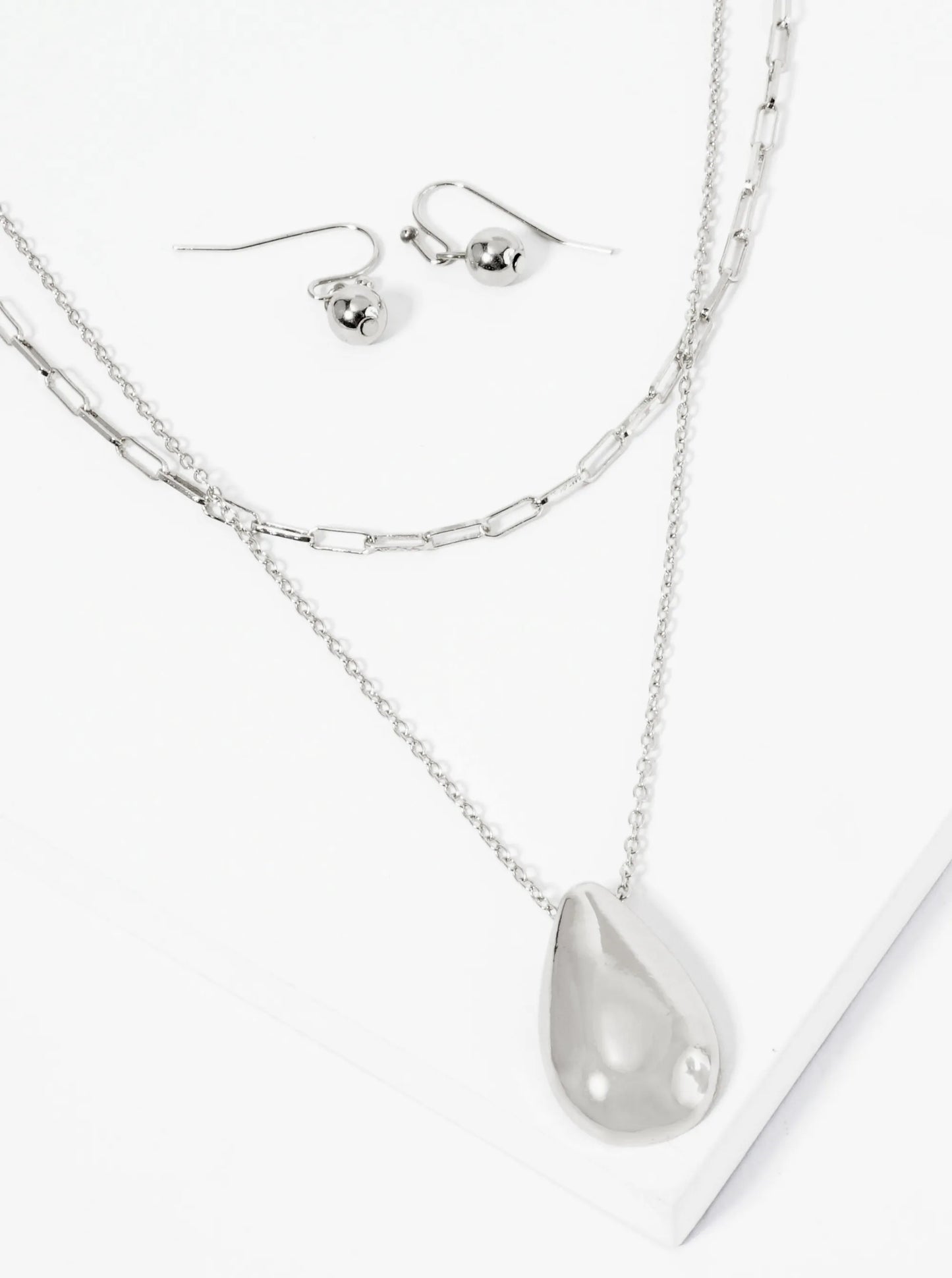 Polished Metal Teardrop Pendant Layered Necklace Set With Earrings