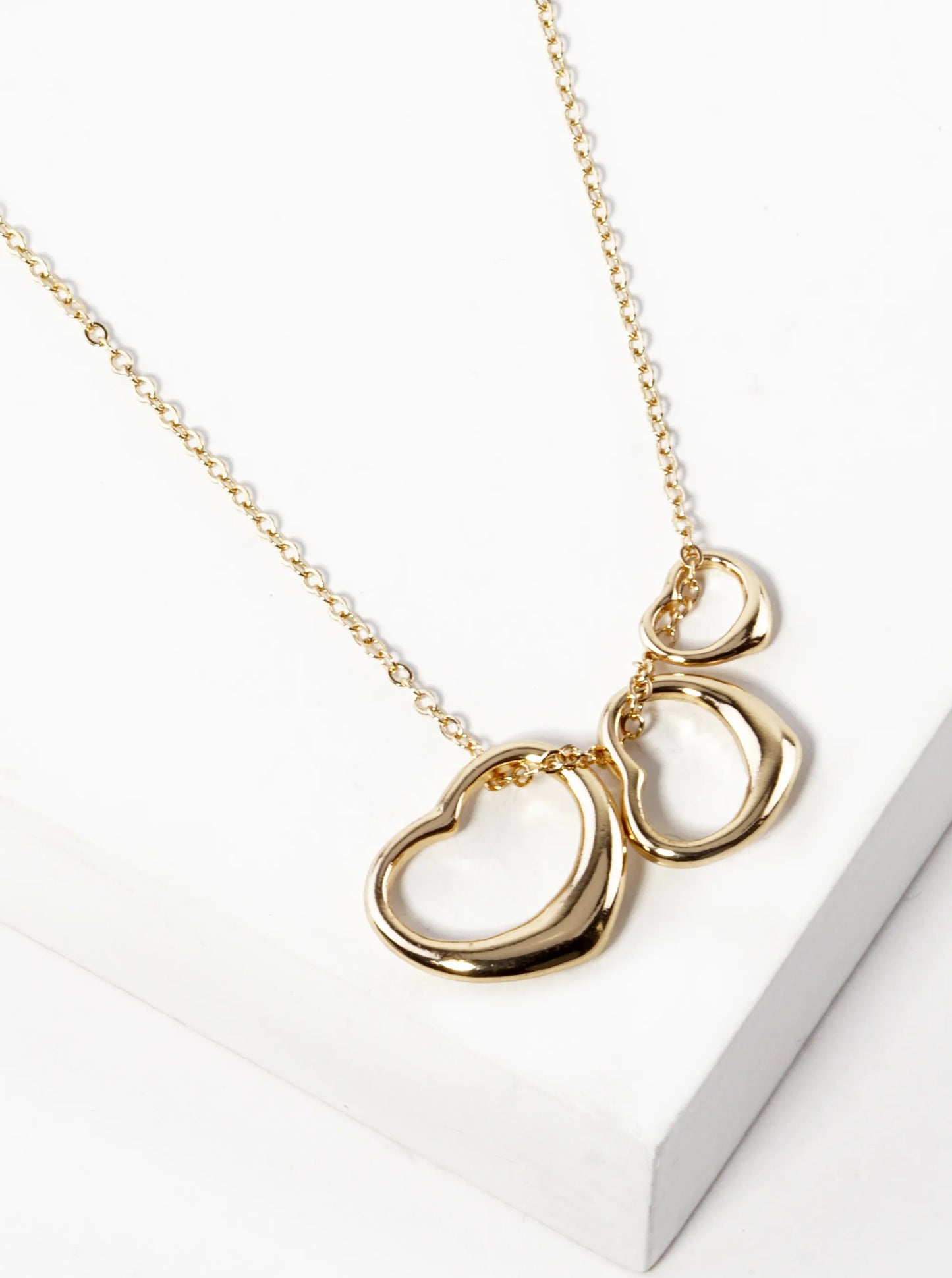 Polished Metal Three Hearts Pendant Necklace