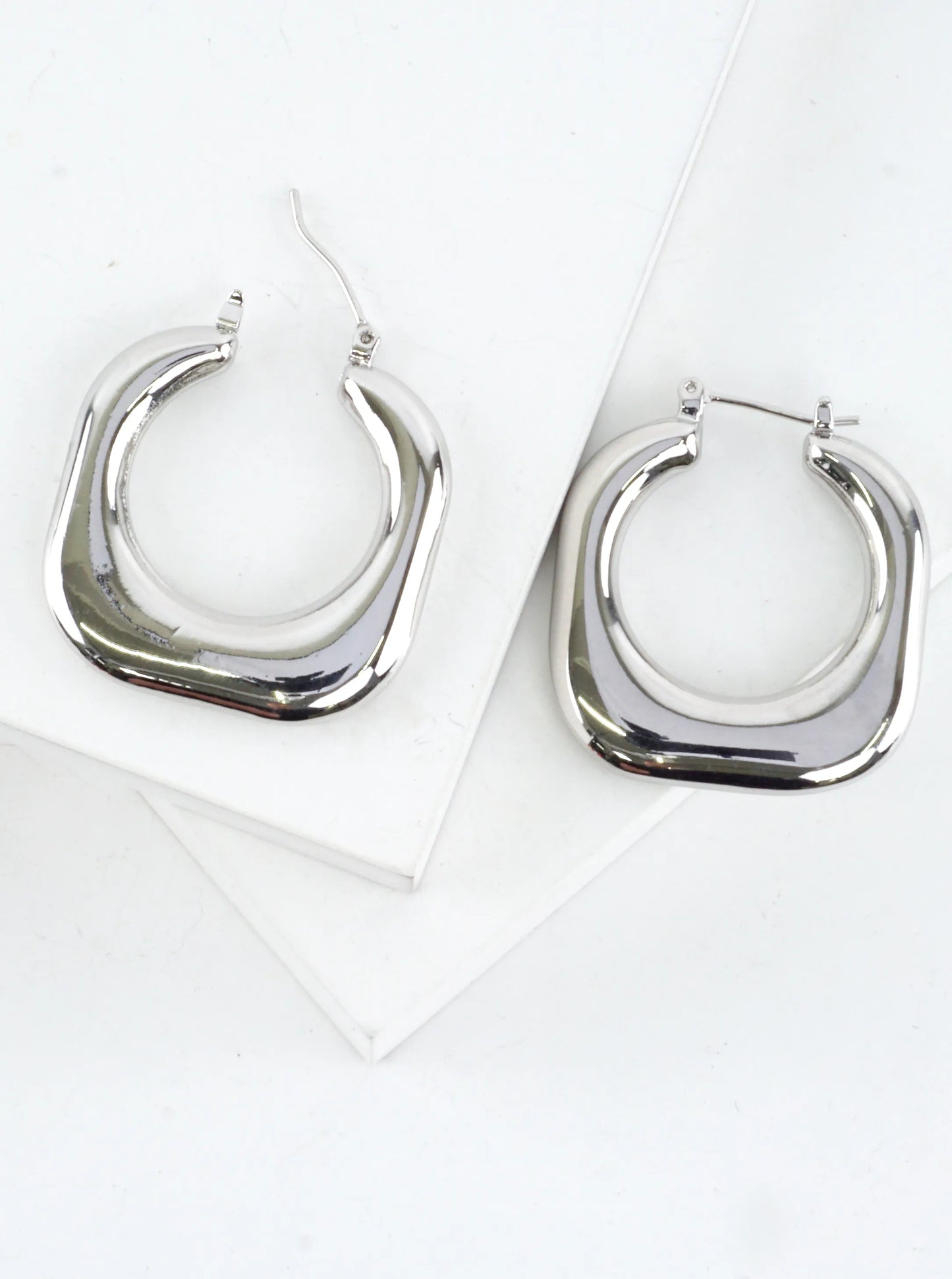 Polished Sculptural Square Hoop Earrings