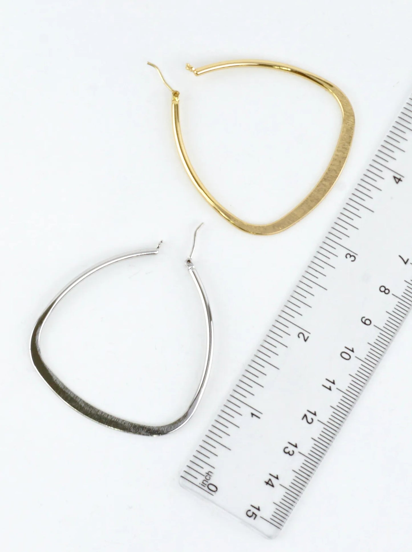 Polished-Triangular-Brass-Hoop-Earrings-151-SE12292-SLV-1-SU0M1704034226K0610.jpg