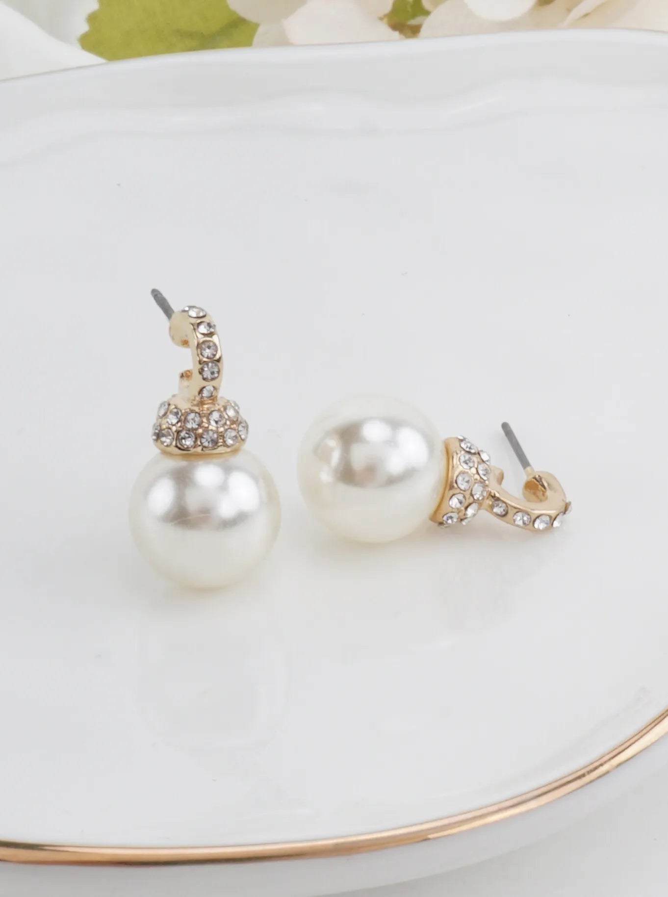 Polished Zinc Alloy Stud Earrings