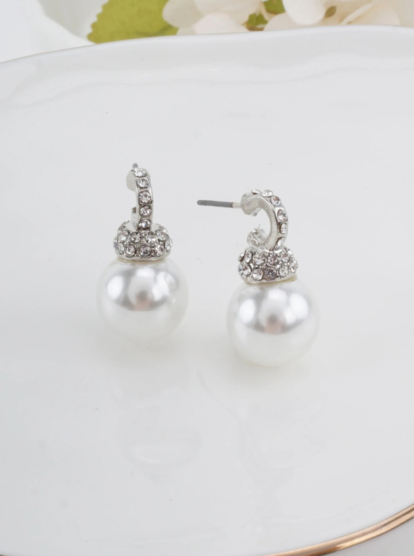 Polished Zinc Alloy Stud Earrings