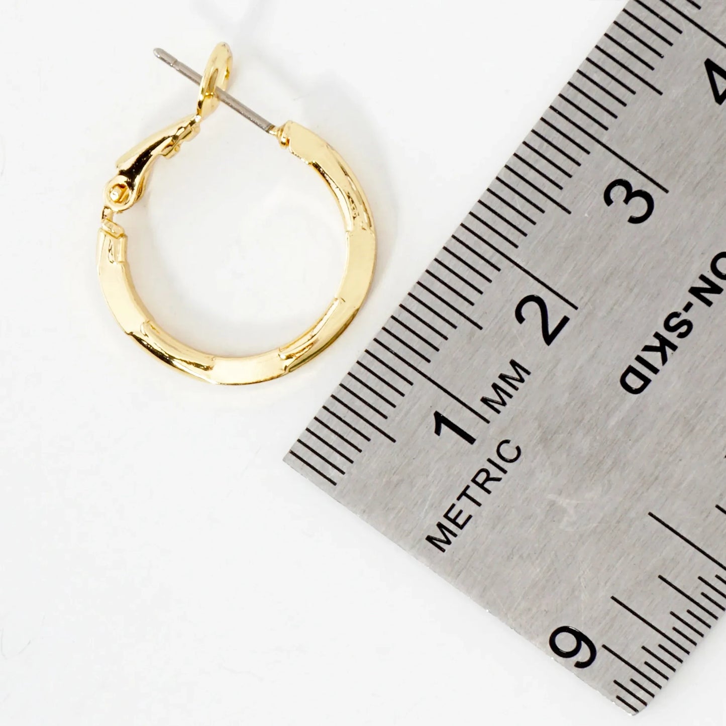 Pressed-Texture 14K-Gold-Dipped 20mm 2mm Thickness Brass Omega-Back Hoop Earrings