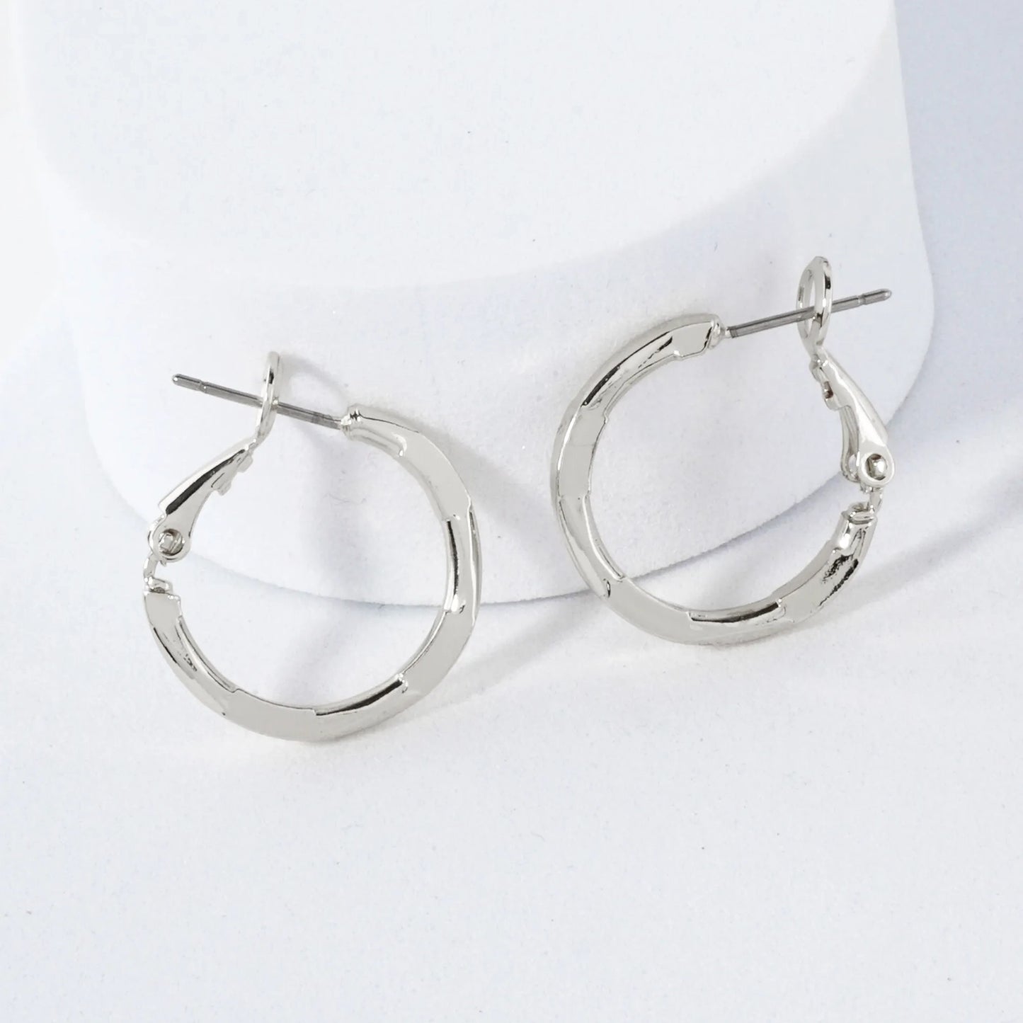 Pressed-Texture 14K-Gold-Dipped 20mm 2mm Thickness Brass Omega-Back Hoop Earrings