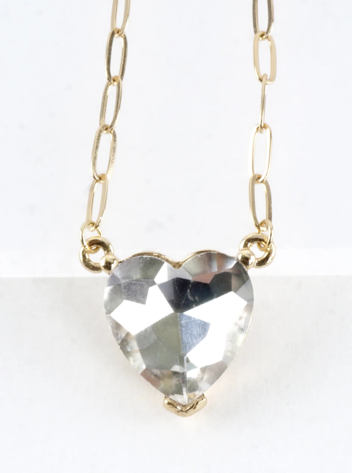 Prong Set Heart Pendant Short Necklace